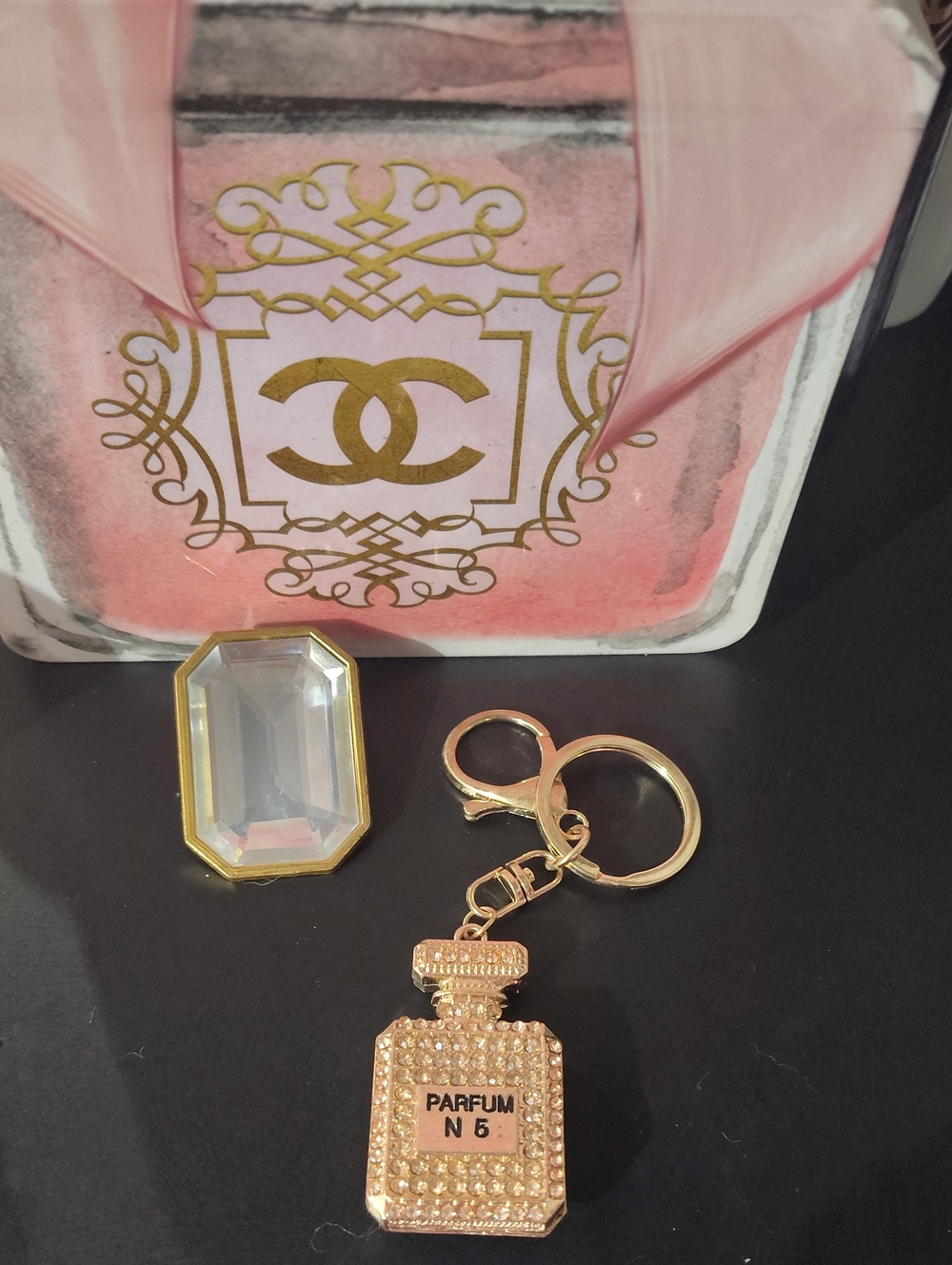 Gold Crystal Parfum N5 Keychain with Faceted Glass Accent 1 Keychain